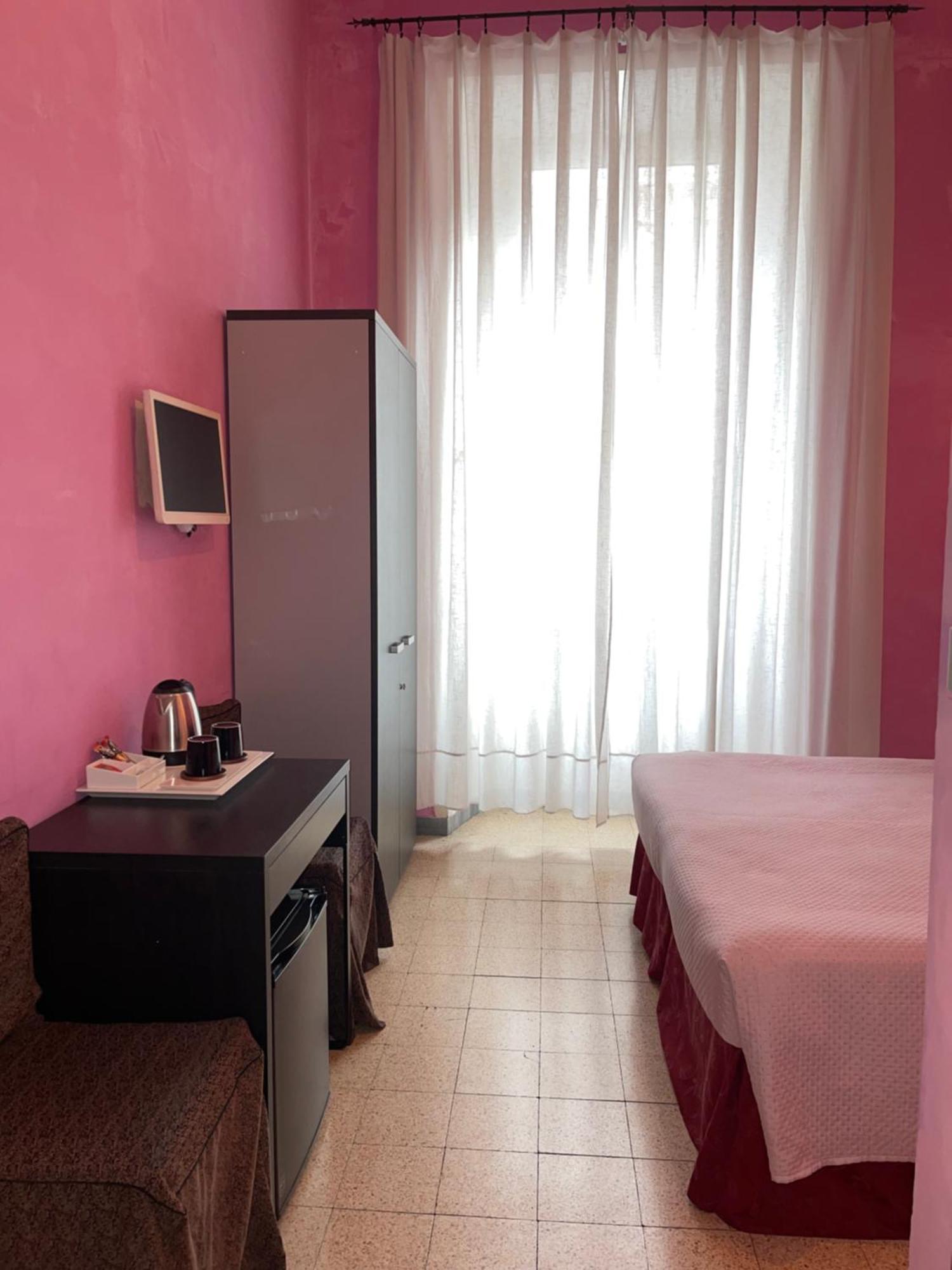 Guest House Meret Ρώμη Εξωτερικό φωτογραφία