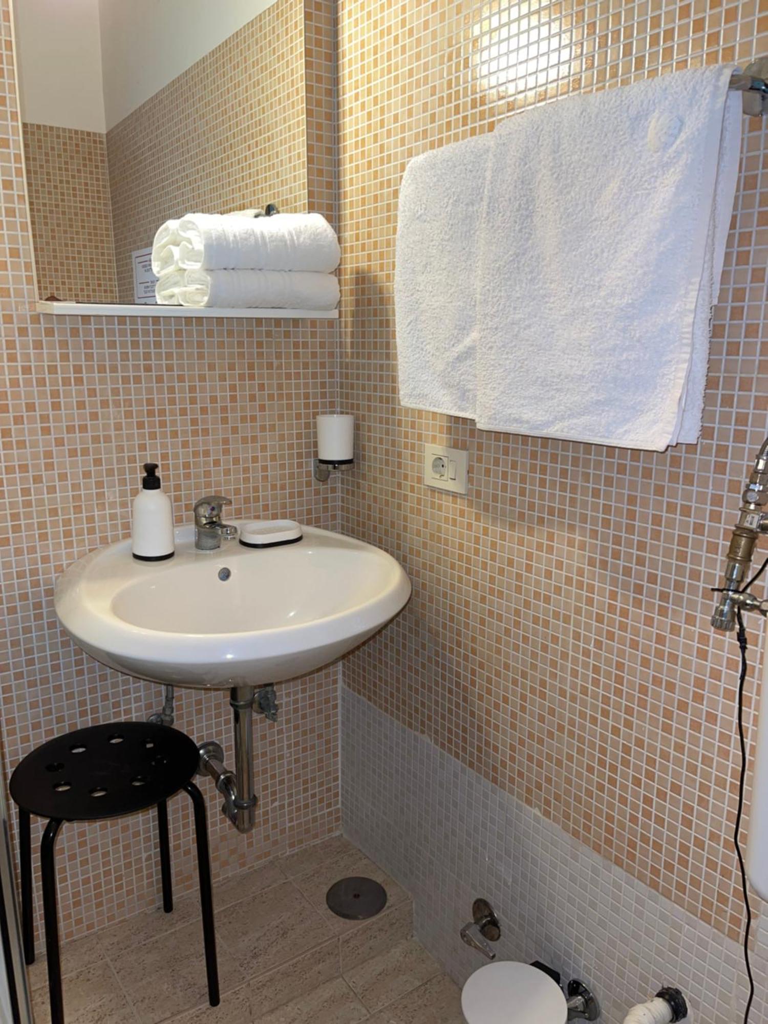 Guest House Meret Ρώμη Εξωτερικό φωτογραφία