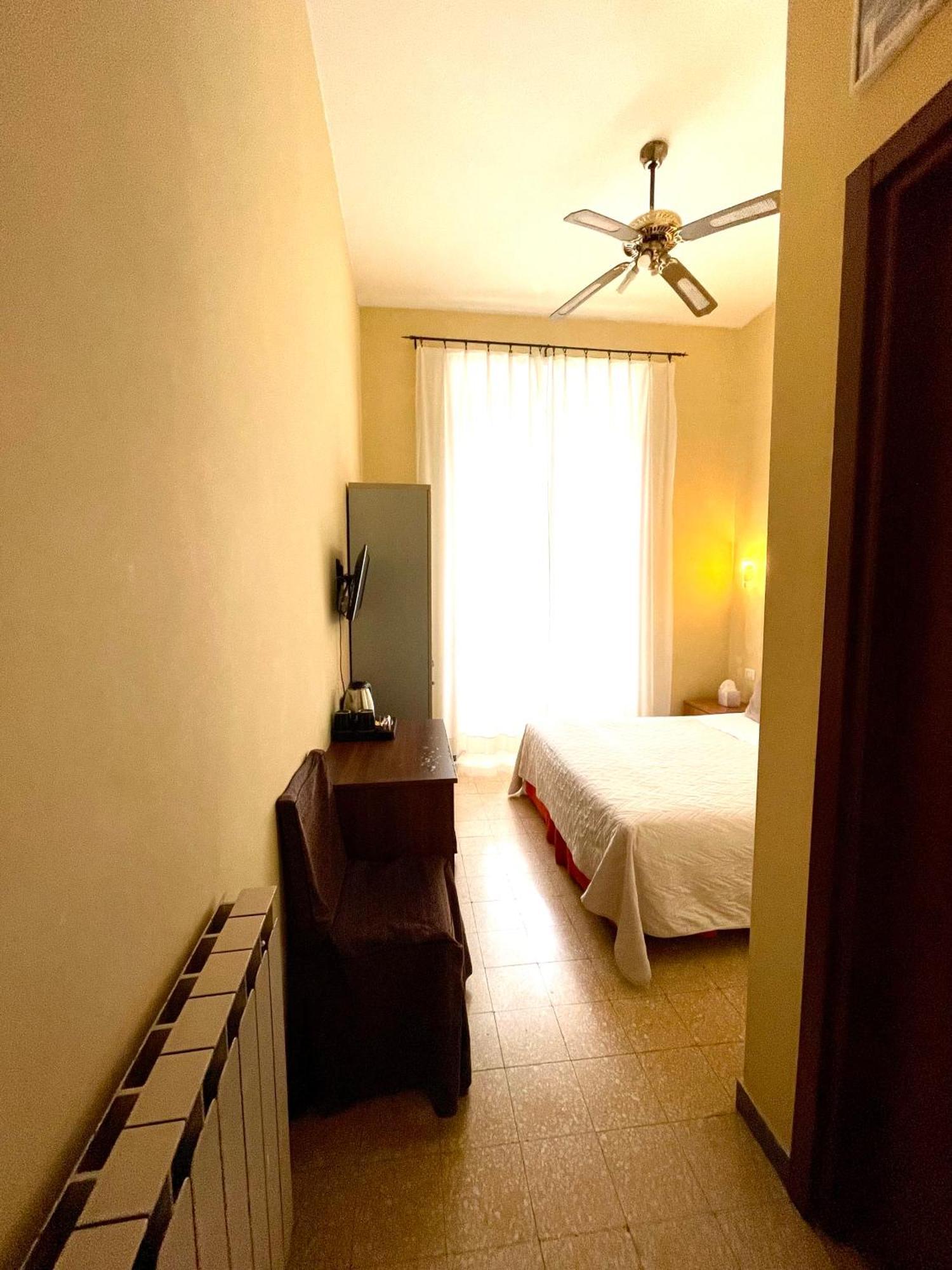 Guest House Meret Ρώμη Εξωτερικό φωτογραφία