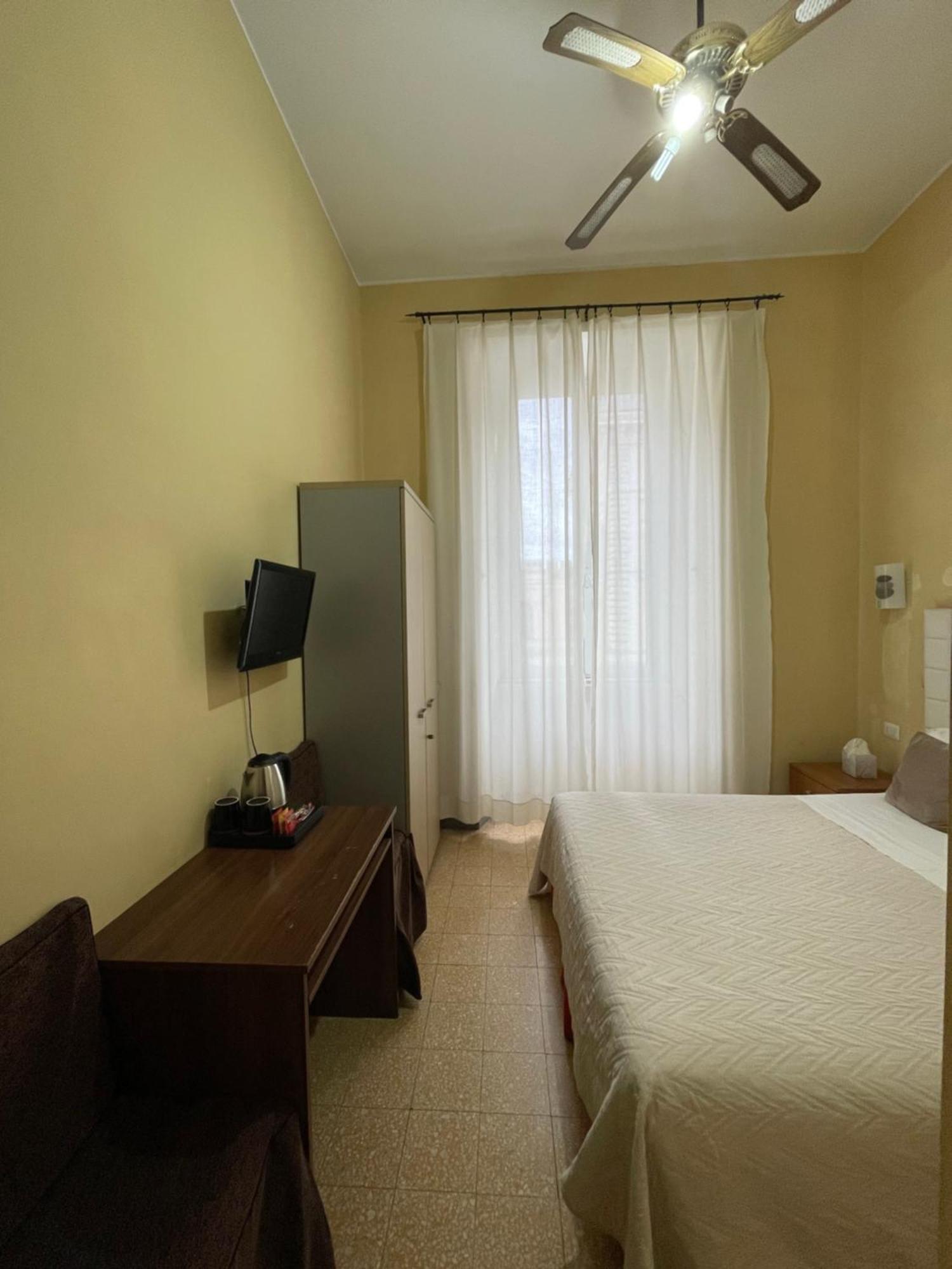 Guest House Meret Ρώμη Εξωτερικό φωτογραφία