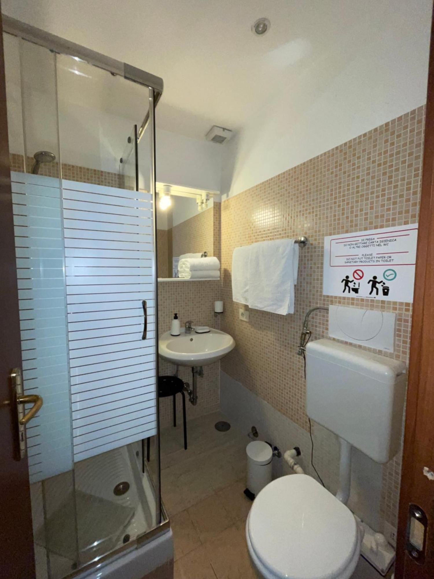 Guest House Meret Ρώμη Εξωτερικό φωτογραφία